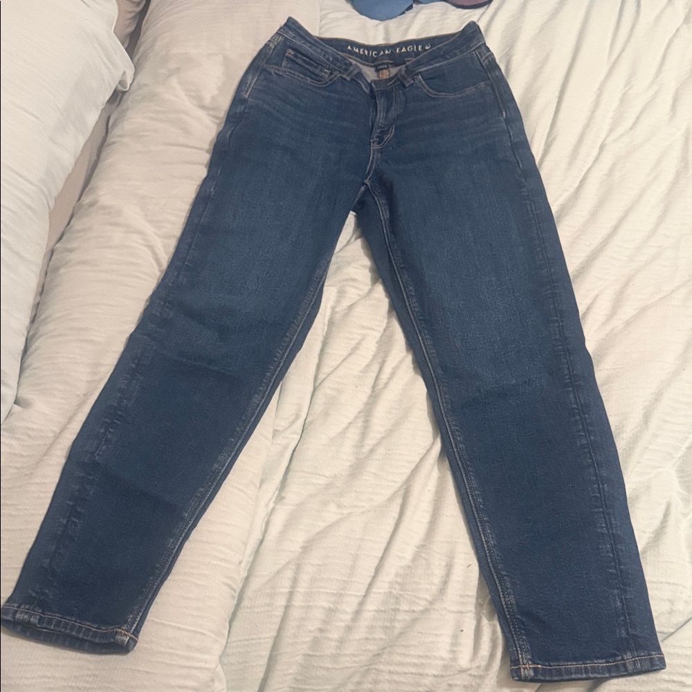 American Eagle Outfitters Women's Dark Blue Straight Leg Jeans